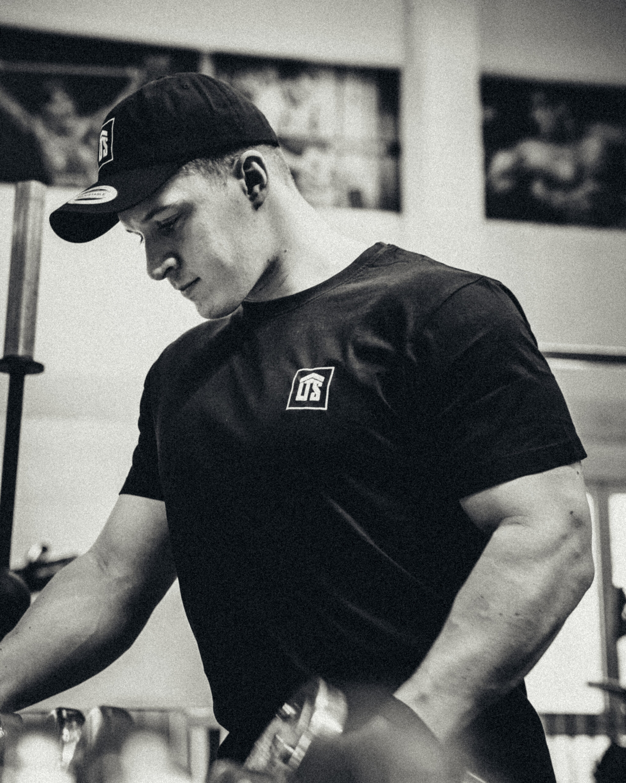 classic_v2_black lts_classic_tshirt_v2_black